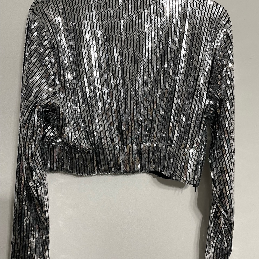 Woman crop top - Picture 3 of 7